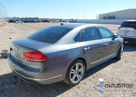 2015 Volkswagen Passat 2.0L Tdi Se z USA, uszkodzony, nr VIN 1VWBV7A30FC059601